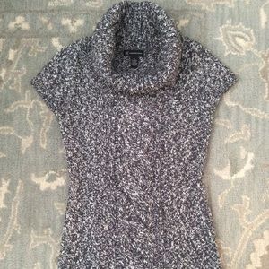 🌟INC cowl Turtleneck sleeveless sweater Sz M